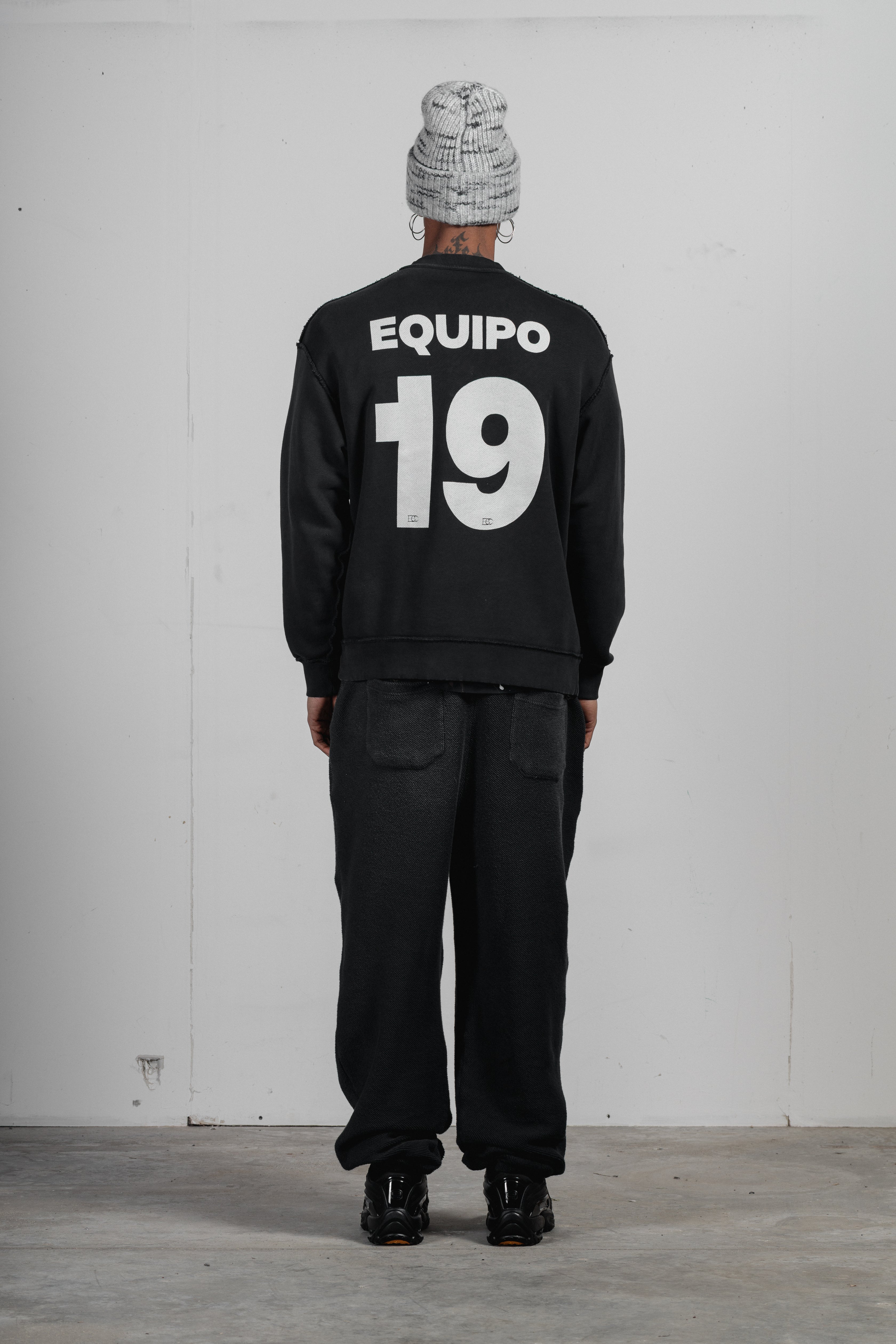 EQUIPO CREW - BLACK